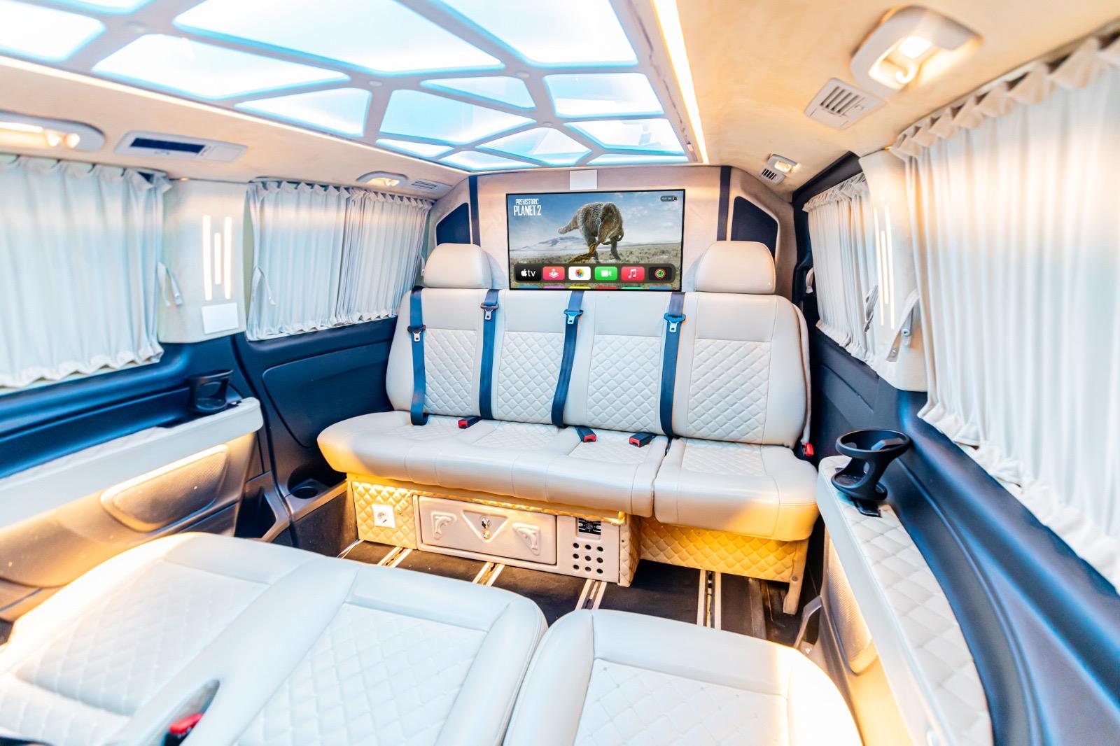 Minivan Maybach