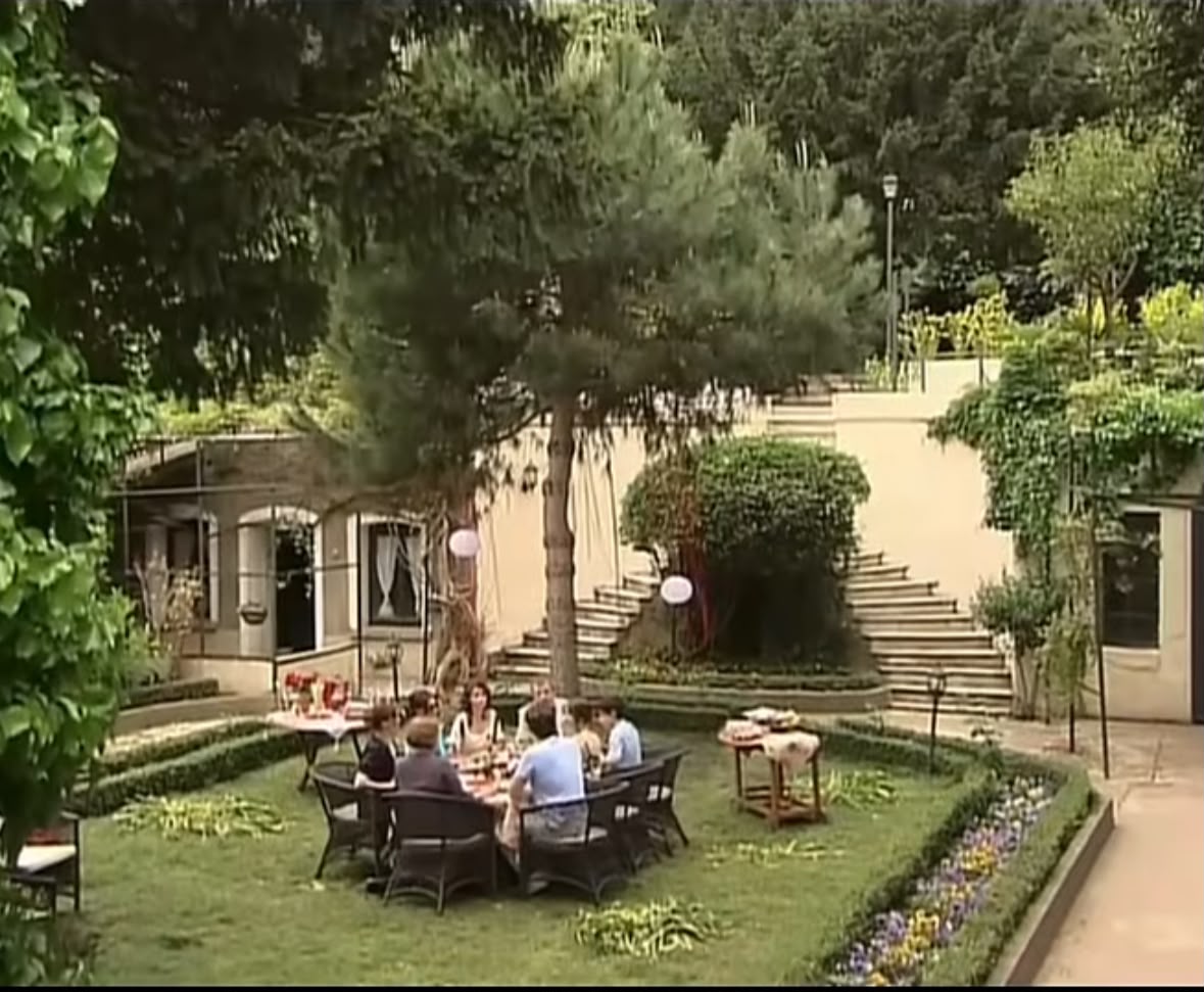 Сад в сериале Aşk-ı Memnu