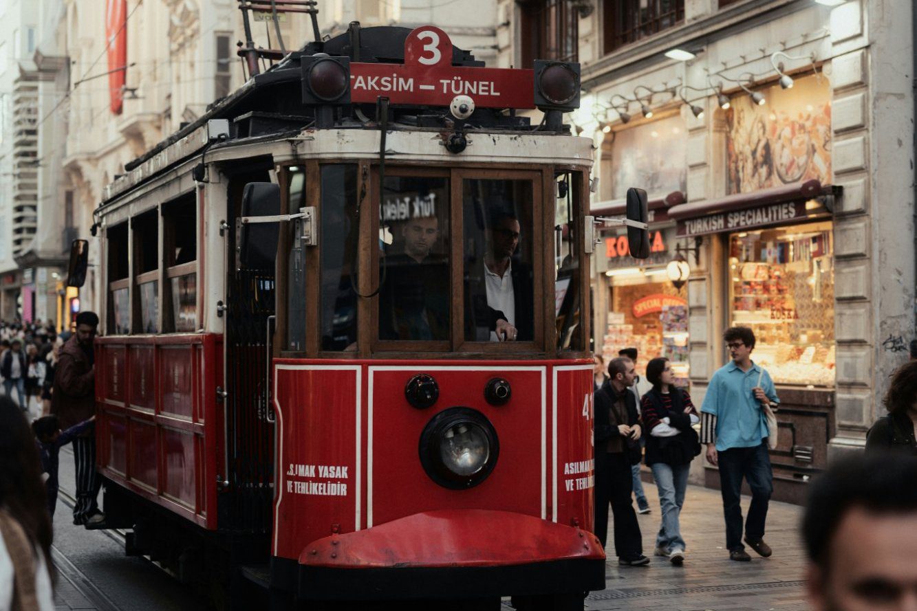 Nostalgic tram on İstiklal Avenue, Taksim
